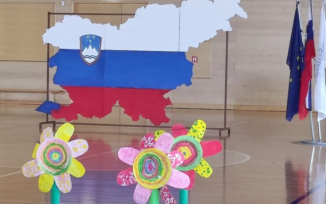 Spomnili smo se na domovinin rojstni dan in zaplesali v počitnice
